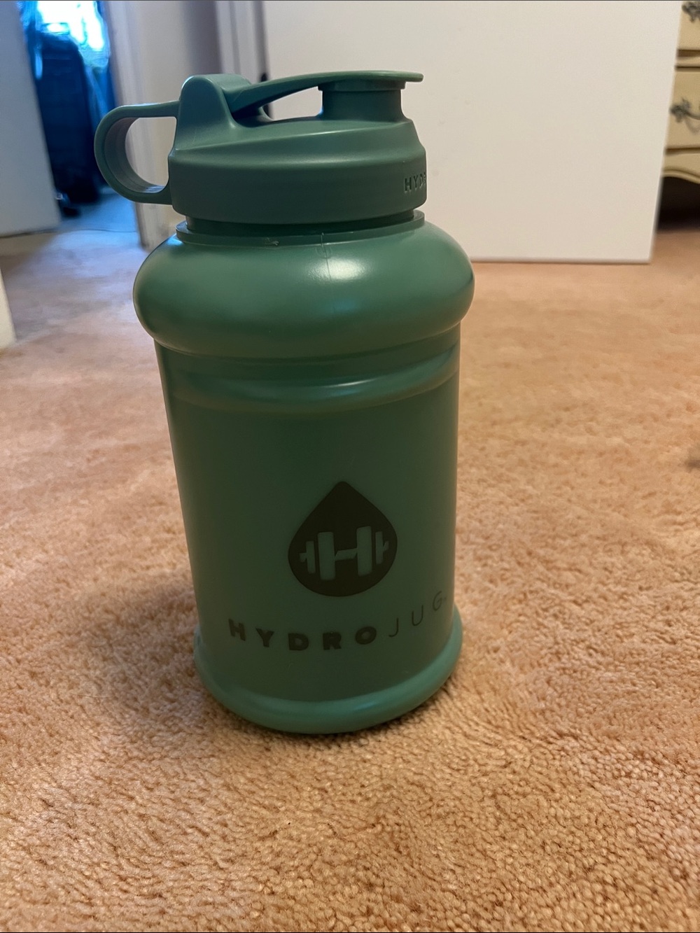 HydroJug Green Water Bottle with Straw